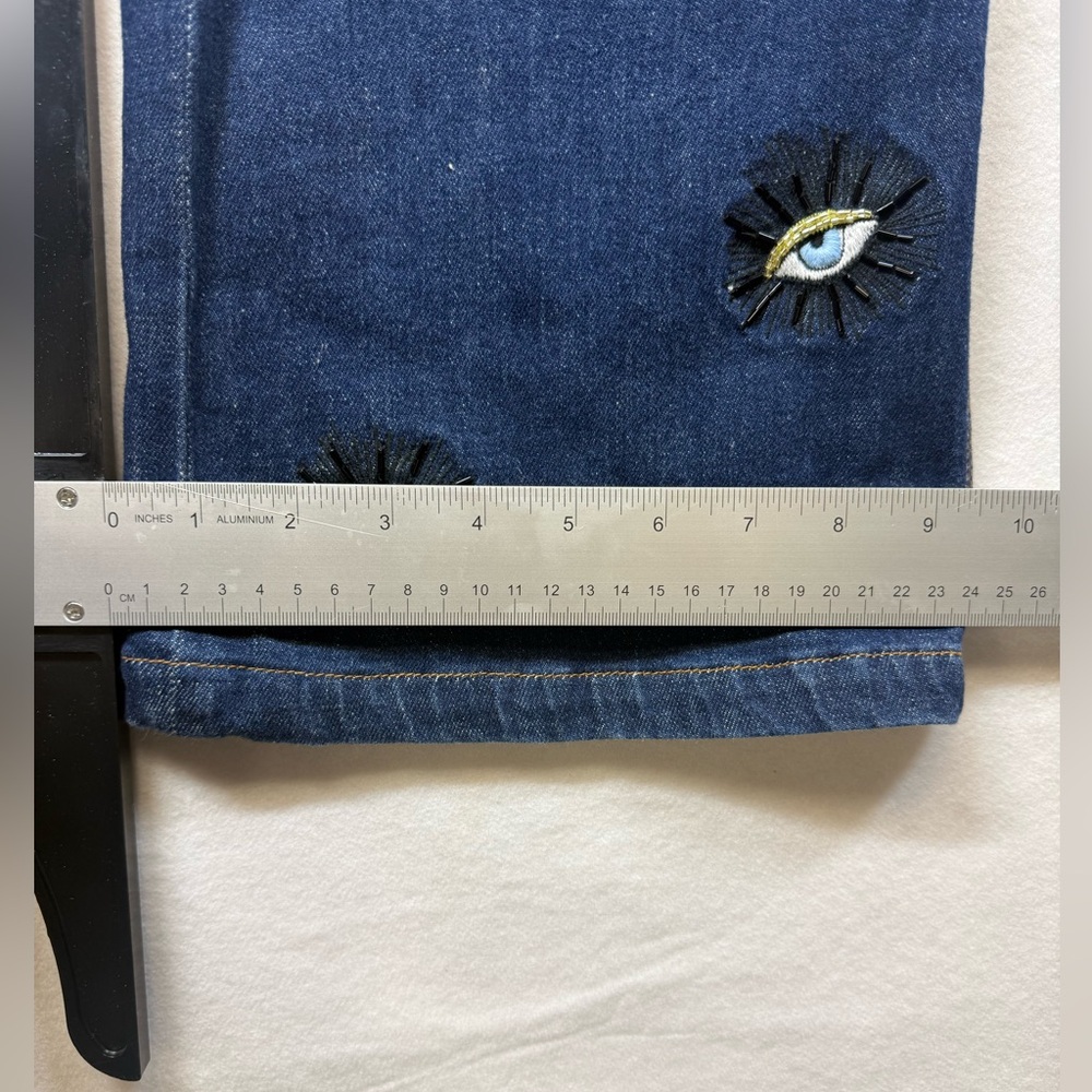 NWOT Alice + Olivia ROXIE EMBELLISHED JEAN - Picture 9 of 12